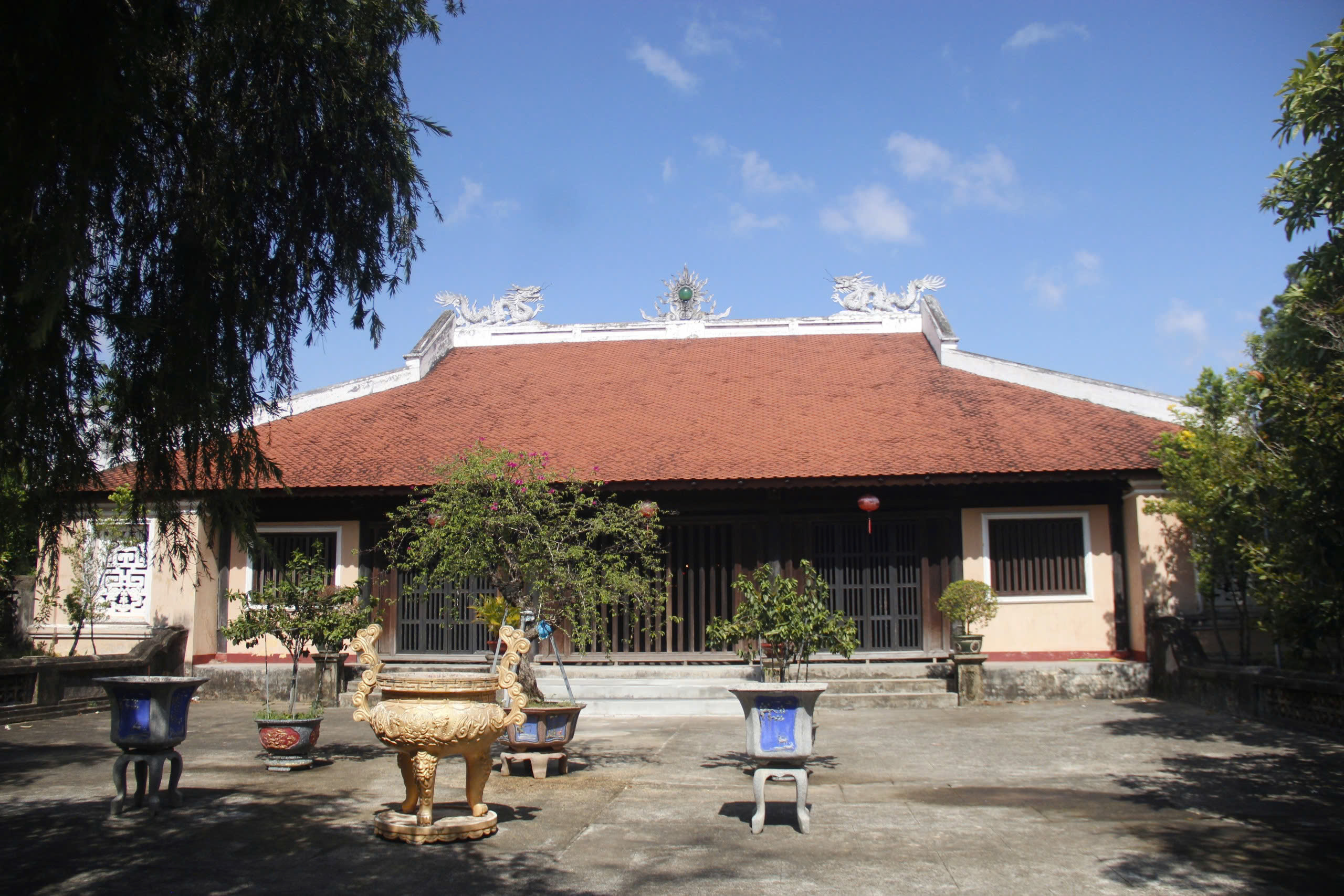 Chùa cổ 350 năm tuổi lưu giữ bộ kinh độc nhất vô nhị tại Việt Nam - Ảnh 2.