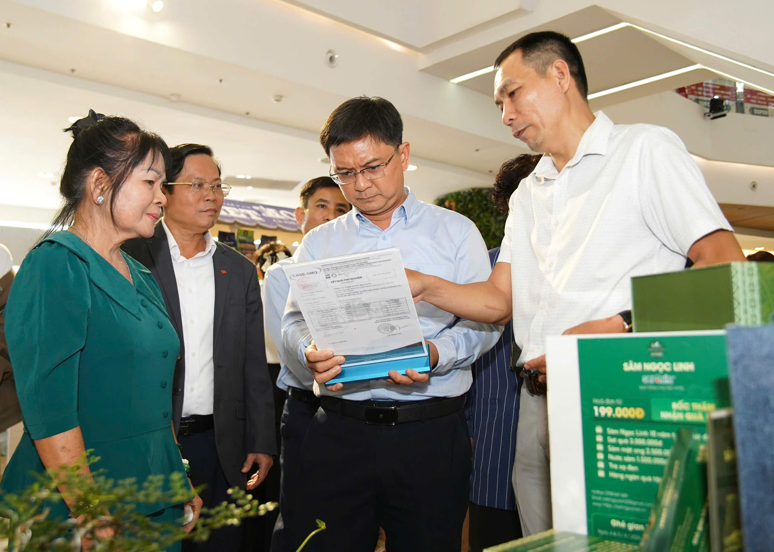 - Ảnh 3. - Ảnh 3.