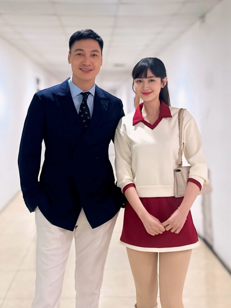 Nữ diễn viên phim giờ vàng VTV ngoài đời đang phụ mẹ bán bún là ai? 4 Nữ diễn viên phim giờ vàng VTV ngoài đời đang phụ mẹ bán bún là ai? - 3