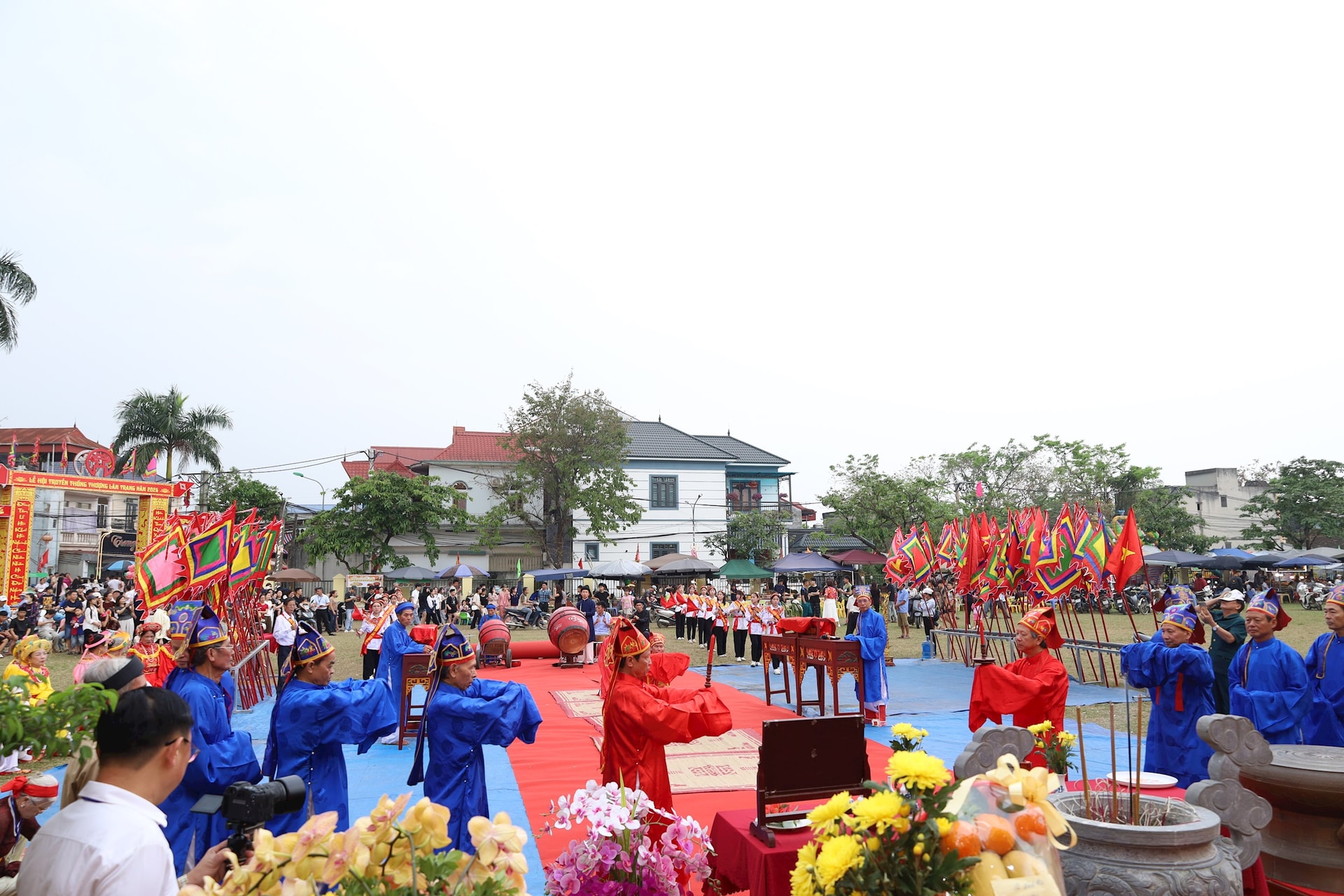 Cảnh tượng cuối tuần tại ngoại thành Hà Nội, nhiều người nhận xét: Cảnh tượng cuối tuần tại ngoại thành Hà Nội, nhiều người nhận xét: