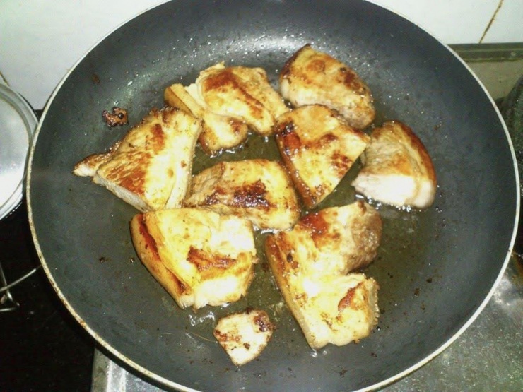 Loại thịt được ăn nhiều nhất Việt Nam, chế biến theo cách này thành đặc sản nức tiếng một vùng, đậm vị, thơm ngon 4 Loại thịt được ăn nhiều nhất Việt Nam, chế biến theo cách này thành đặc sản nức tiếng một vùng, đậm vị, thơm ngon - 3