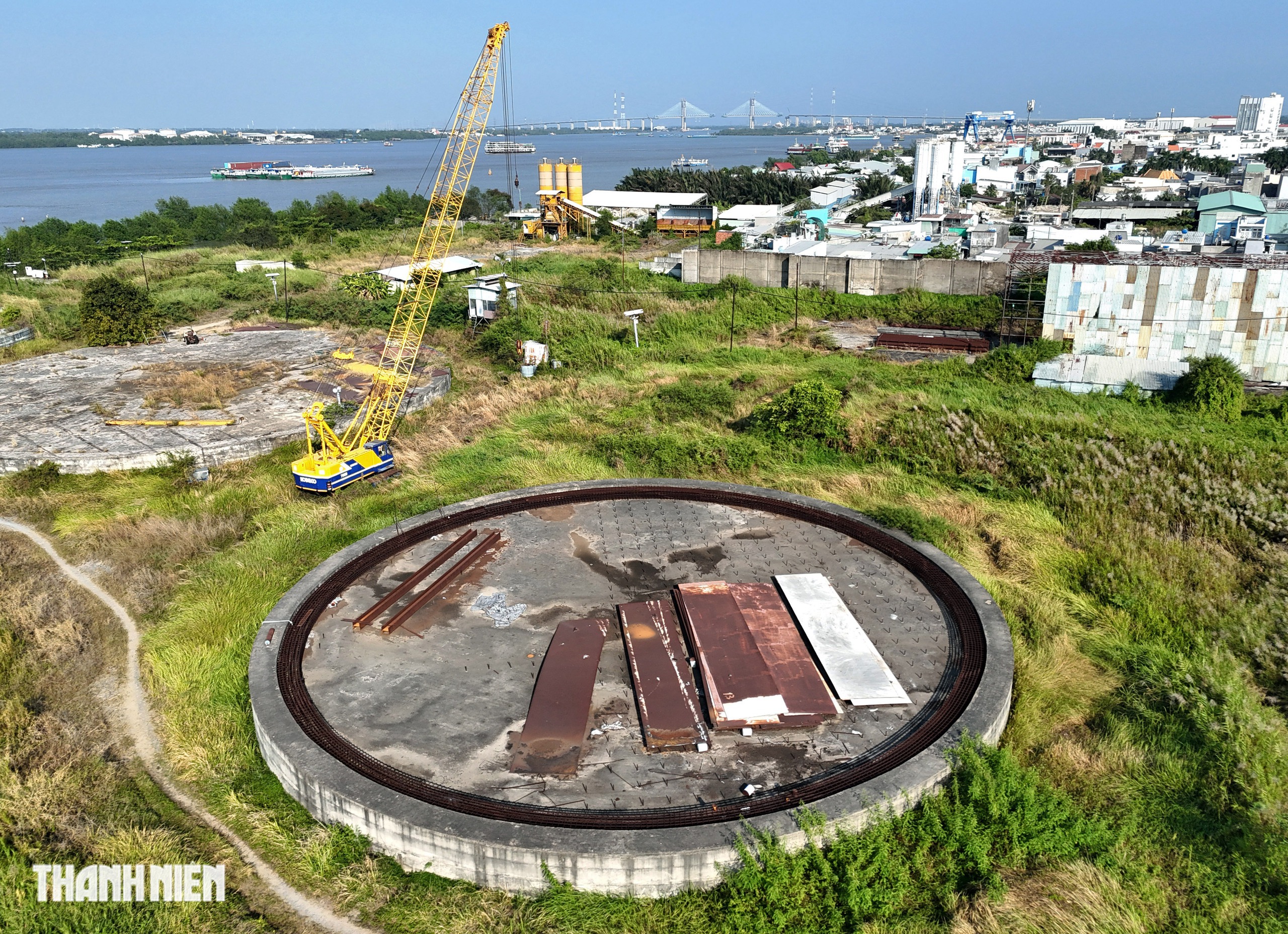 Bên trong Tổng kho xăng dầu 12.000 tỉ đồng ở Nhà Bè bỏ hoang nhiều năm- Ảnh 6. Bên trong Tổng kho xăng dầu 12.000 tỉ đồng ở Nhà Bè bỏ hoang nhiều năm- Ảnh 6.