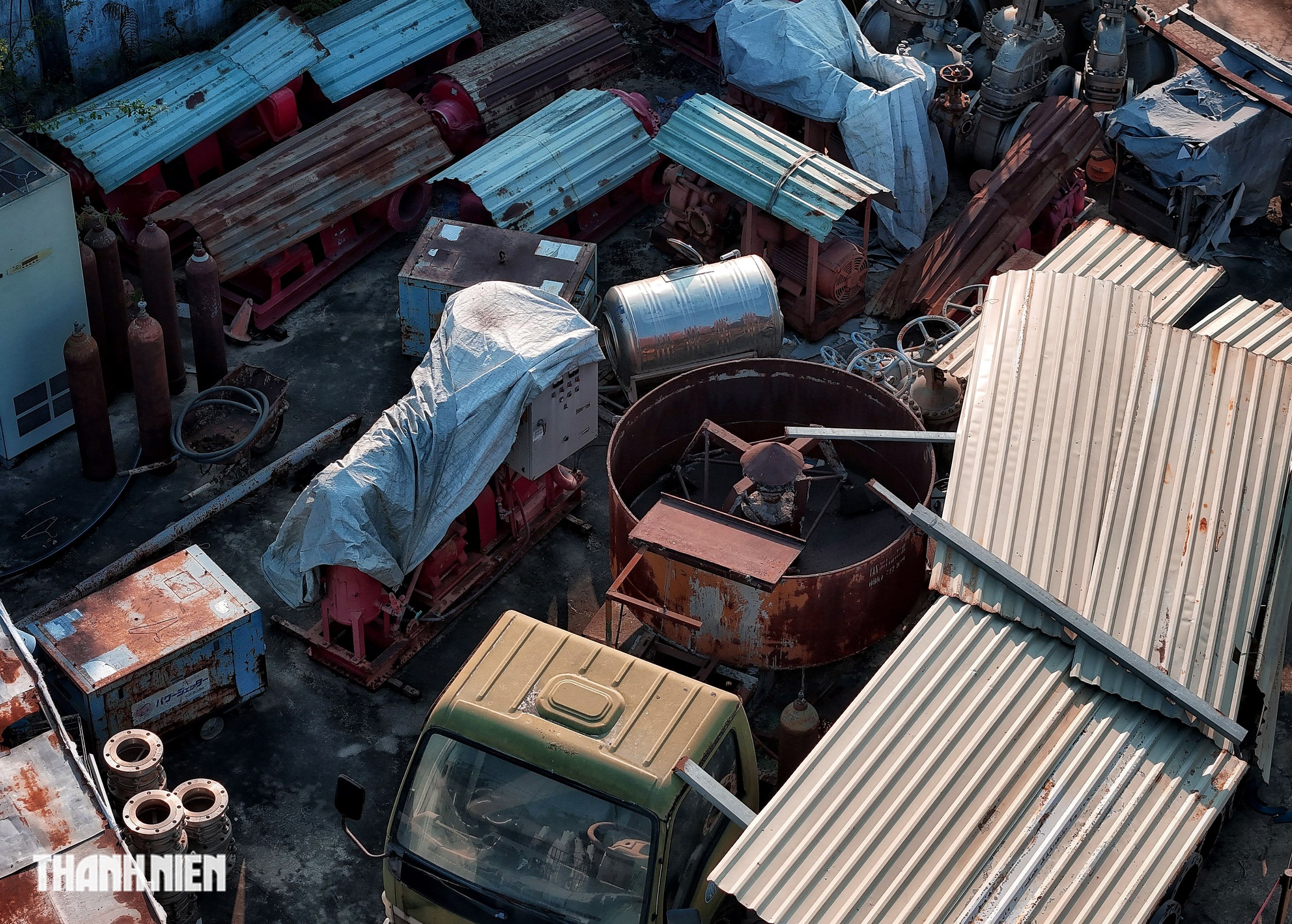 Bên trong Tổng kho xăng dầu 12.000 tỉ đồng ở Nhà Bè bỏ hoang nhiều năm- Ảnh 11. Bên trong Tổng kho xăng dầu 12.000 tỉ đồng ở Nhà Bè bỏ hoang nhiều năm- Ảnh 11.