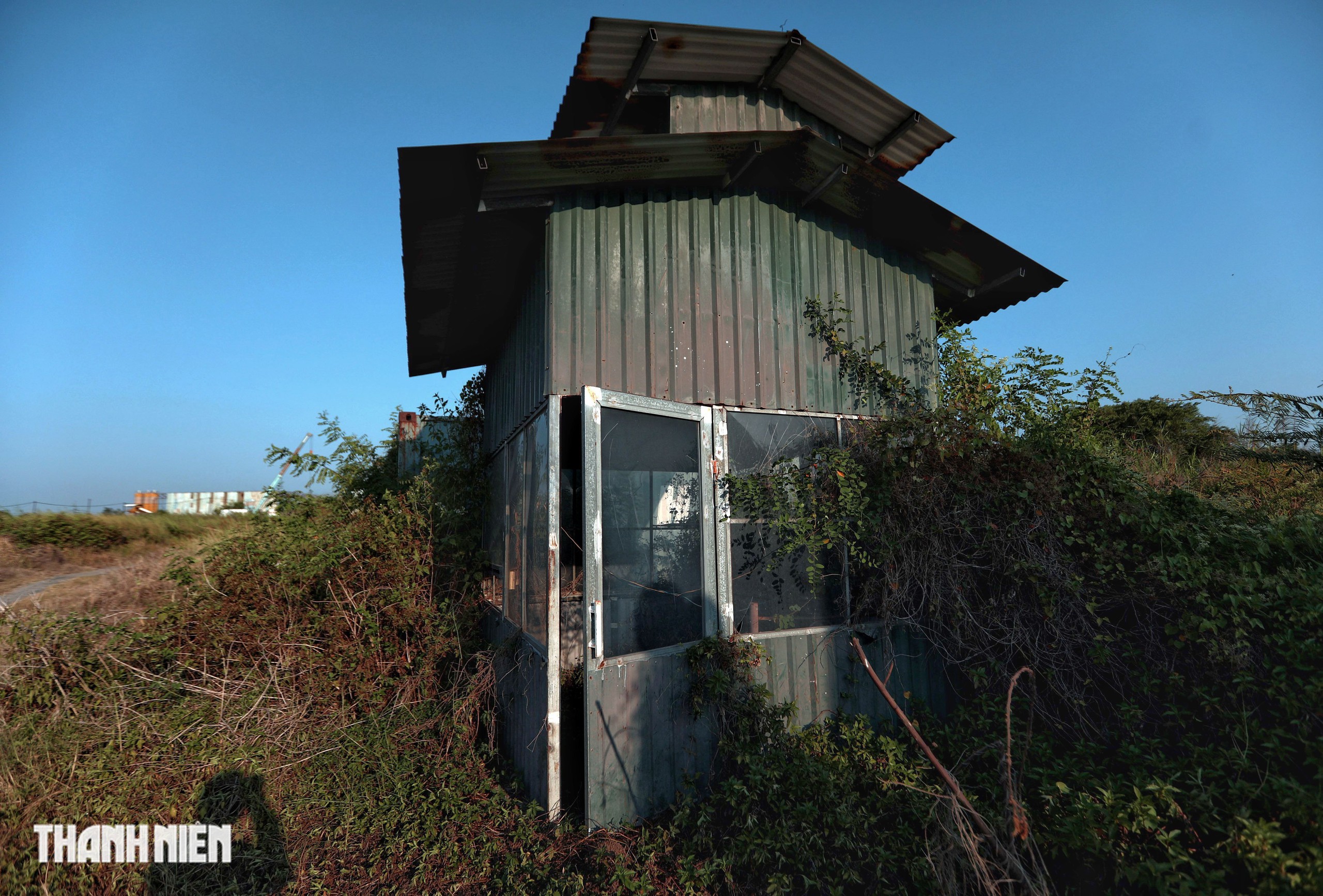 Bên trong Tổng kho xăng dầu 12.000 tỉ đồng ở Nhà Bè bỏ hoang nhiều năm- Ảnh 12. Bên trong Tổng kho xăng dầu 12.000 tỉ đồng ở Nhà Bè bỏ hoang nhiều năm- Ảnh 12.