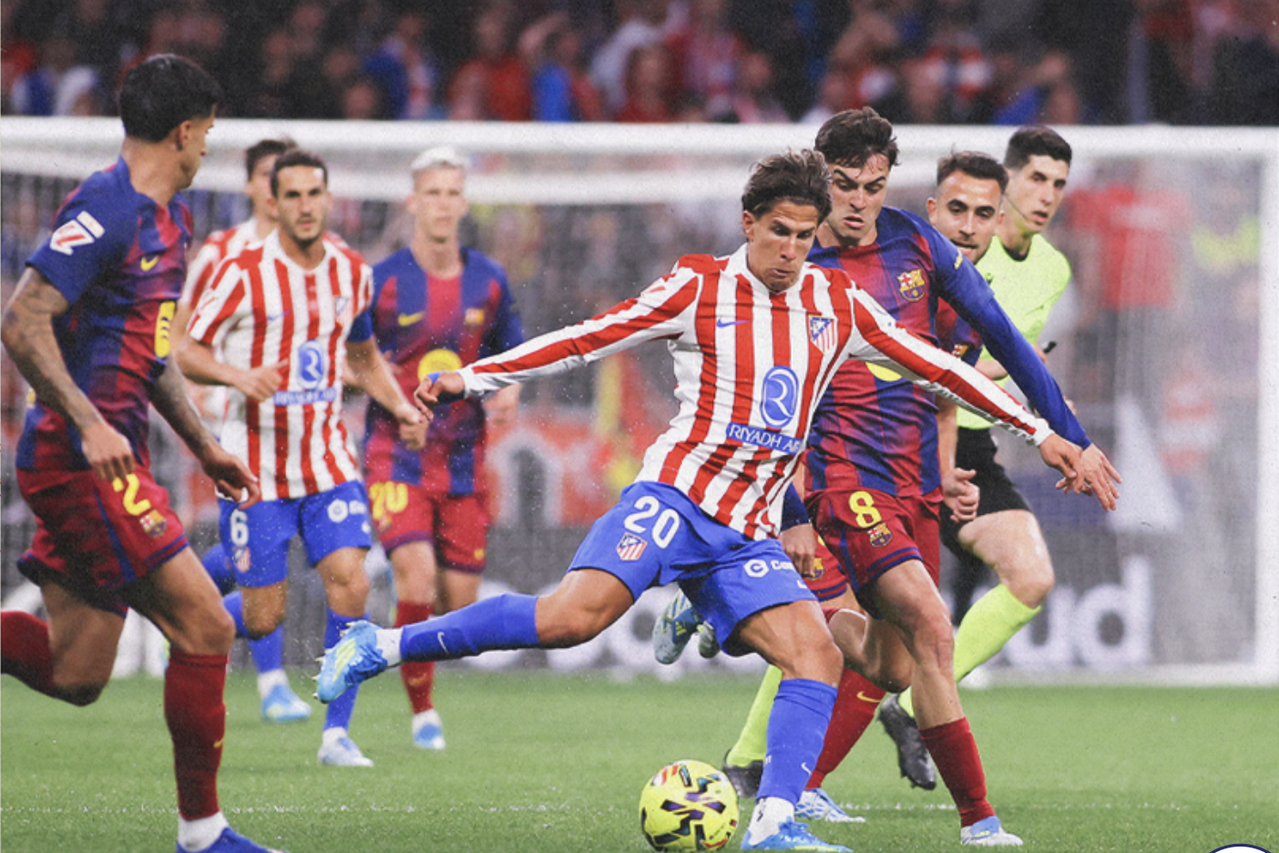 Lewandowski định đoạt chiến thắng, Barcelona bứt tốc cuộc đua vô địch La Liga - Ảnh 2.