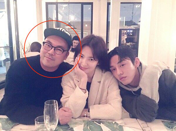 Song Hye Kyo thân mật bên người đàn ông đặc biệt, còn liên quan tới Song Joong Ki mới khét lẹt- Ảnh 4.