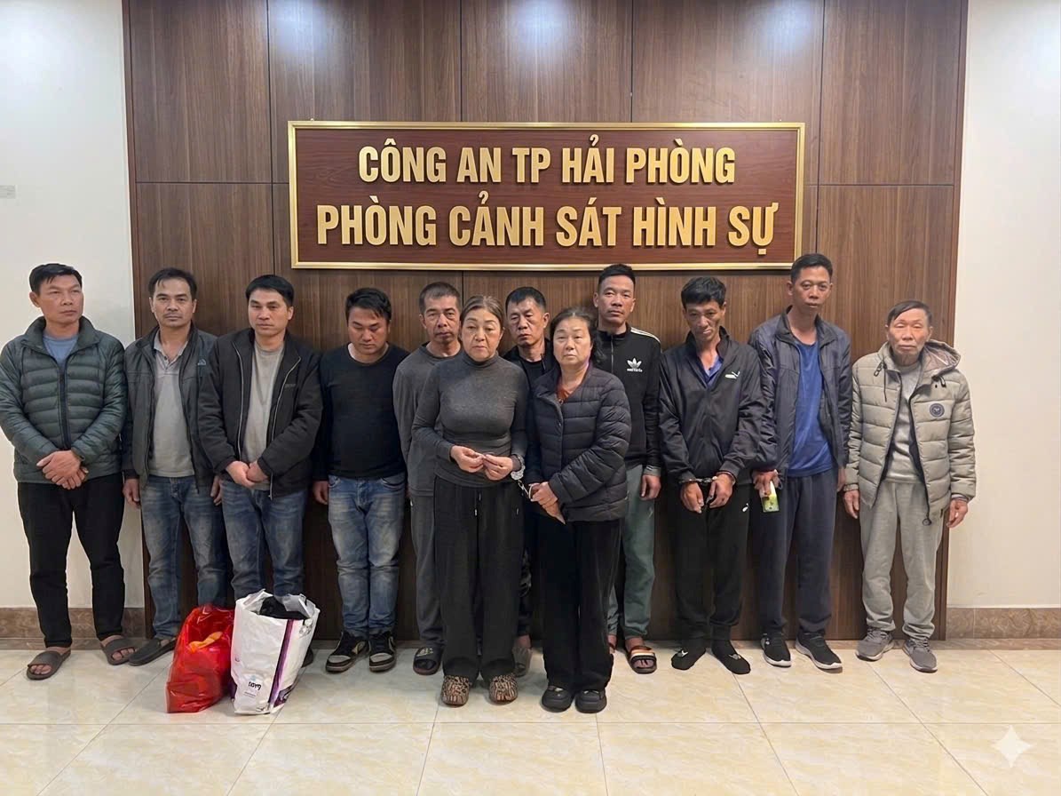 Cựu VĐV bắn súng tham gia đường dây mua bán vũ khí quân dụng quy mô lớn - Ảnh 4.