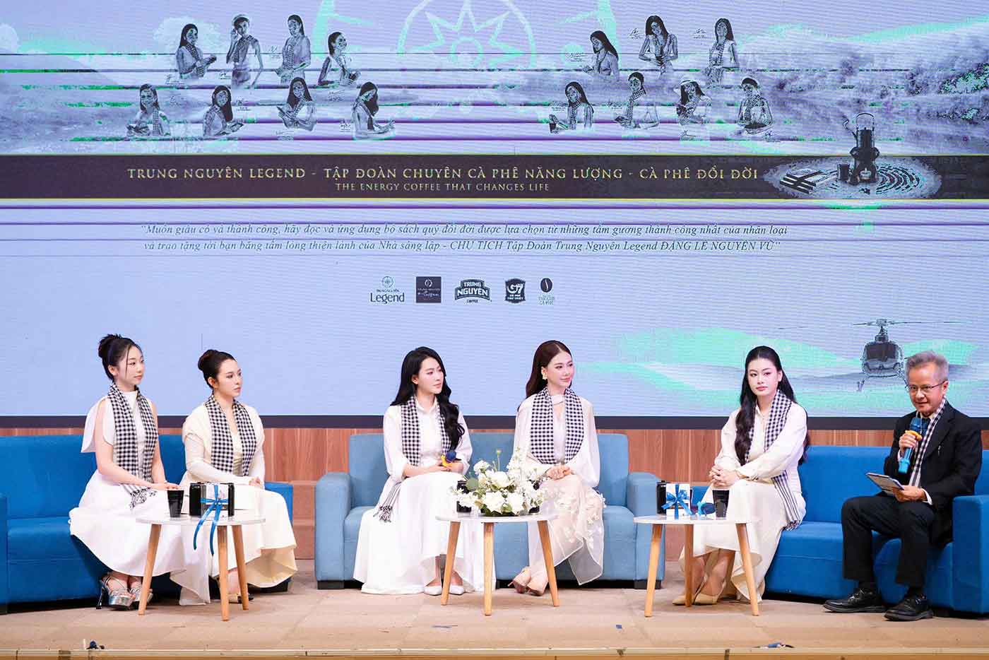 Nhật ký Hành trình Từ Trái Tim: Thế hệ trẻ giàu khát vọng và trách nhiệm  - Ảnh 5.