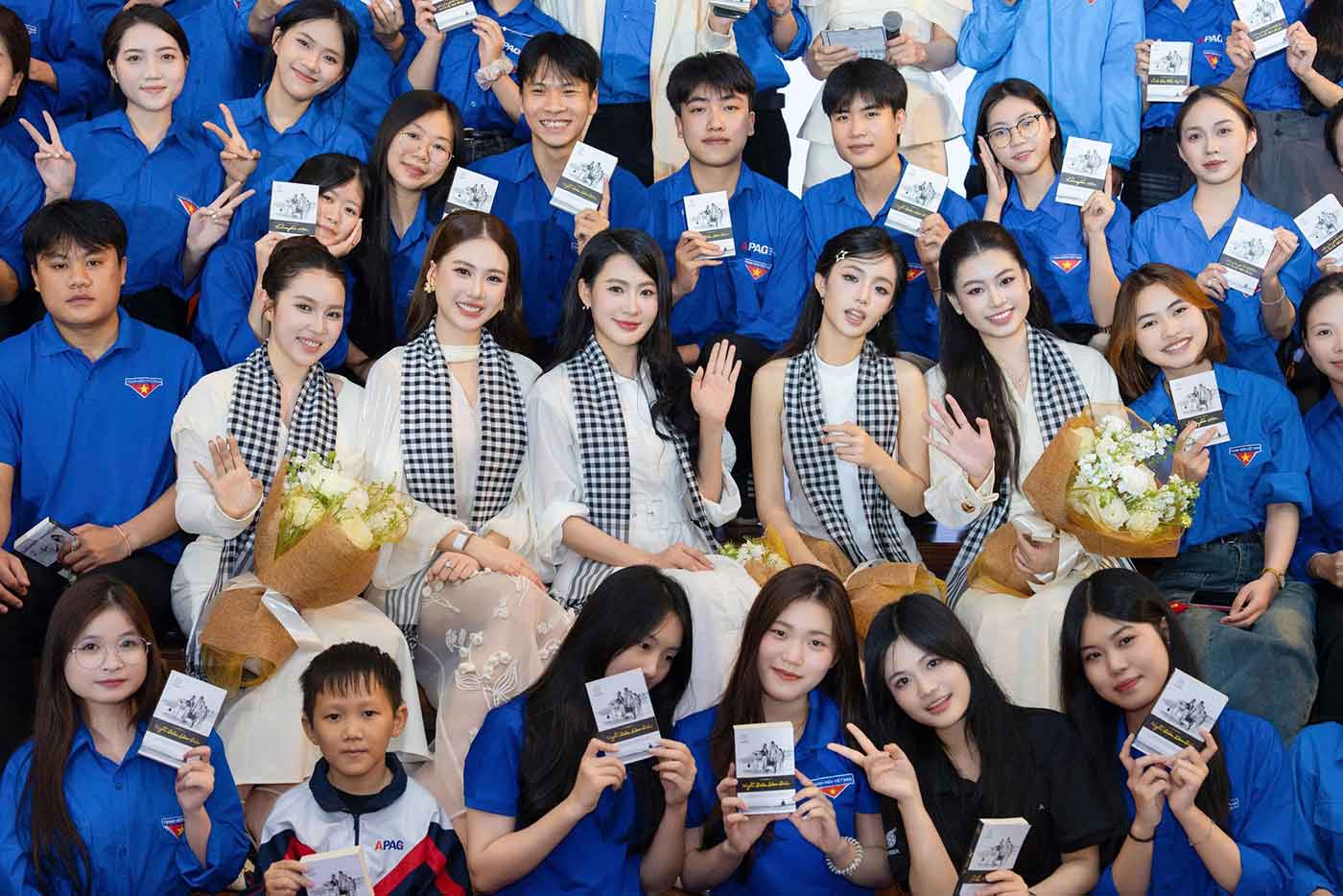 Nhật ký Hành trình Từ Trái Tim: Thế hệ trẻ giàu khát vọng và trách nhiệm  - Ảnh 12.