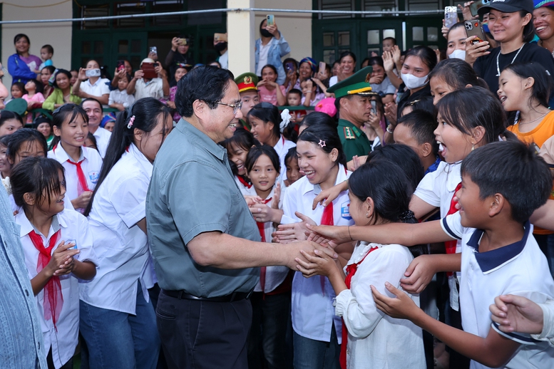 Tăng tốc, bứt phá, quyết tâm thực hiện thắng lợi nhiệm vụ Đại hội Đảng XIV- Ảnh 3. Tăng tốc, bứt phá, quyết tâm thực hiện thắng lợi nhiệm vụ Đại hội Đảng XIV- Ảnh 3.