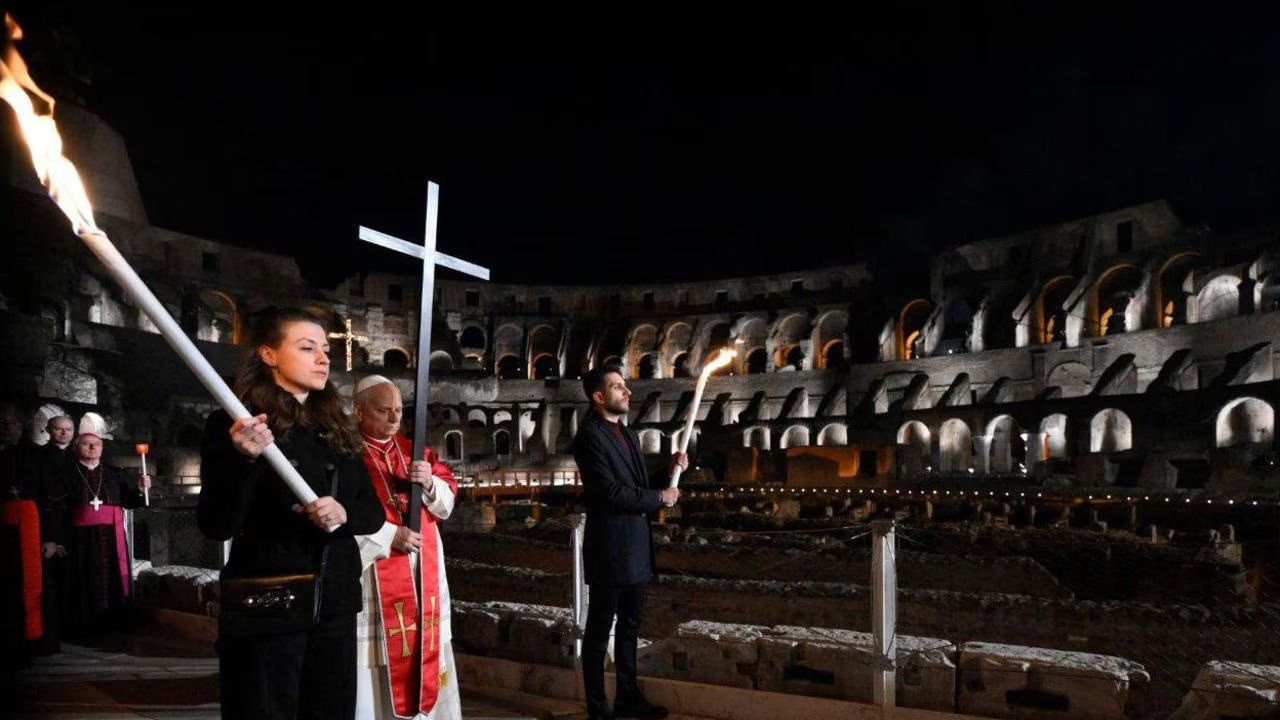 Chế độ tập luyện giúp Giáo hoàng Leo hoàn thiện thể lực, khôi phục truyền thống mùa Phục sinh - Ảnh 3.