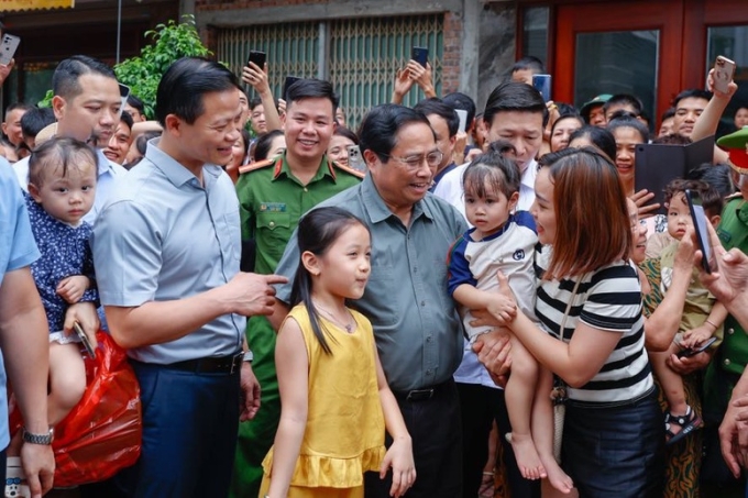 Ngày 23/9/2024, Thủ tướng Phạm Minh Chính tới thăm khu nhà ở xã hội Thống Nhất tại phường Võ Cường, thành phố Bắc Ninh. Ảnh: VGP