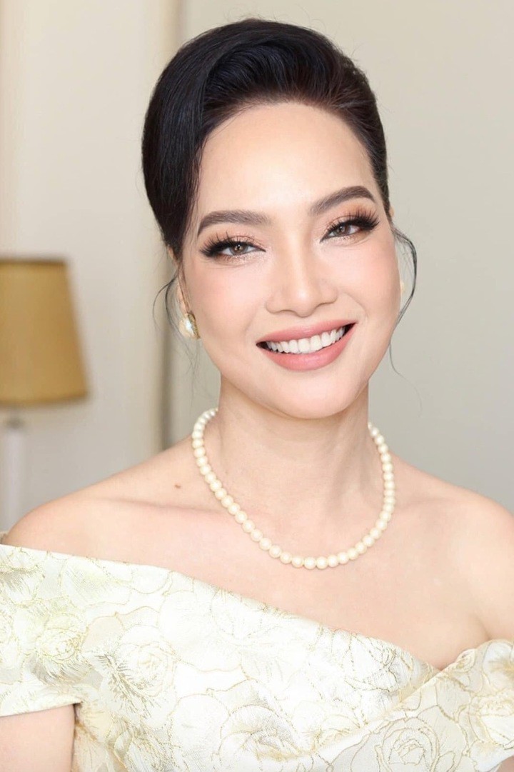 NSND đóng phim dẫn đầu phòng vé: Là mỹ nhân màn ảnh, U70 vẫn trẻ đẹp khó tin - 9