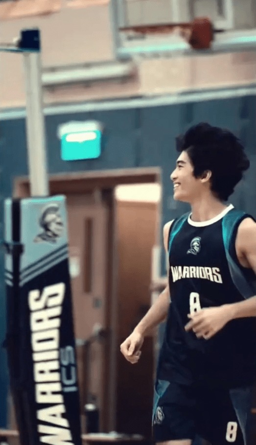 Quý tử thứ 2 nhà Tạ Đình Phong: Mới 15 tuổi đã thành mỹ nam, soi đến thành tích càng choáng váng!- Ảnh 5.