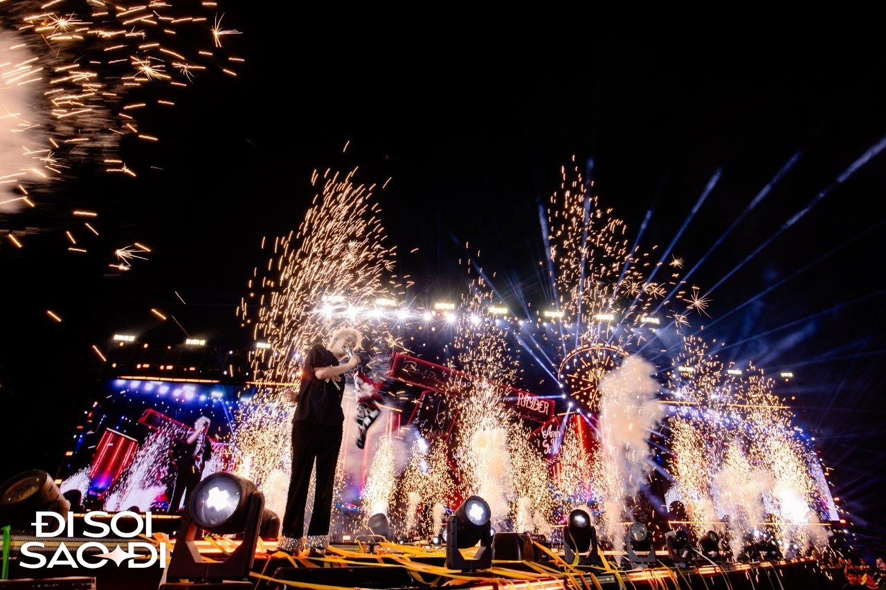 RHYDER và concert LUMINARHY: Ở tuổi 25, một nghệ sĩ trẻ chứng minh mình đủ sức gánh cả giấc mơ lớn!- Ảnh 13.