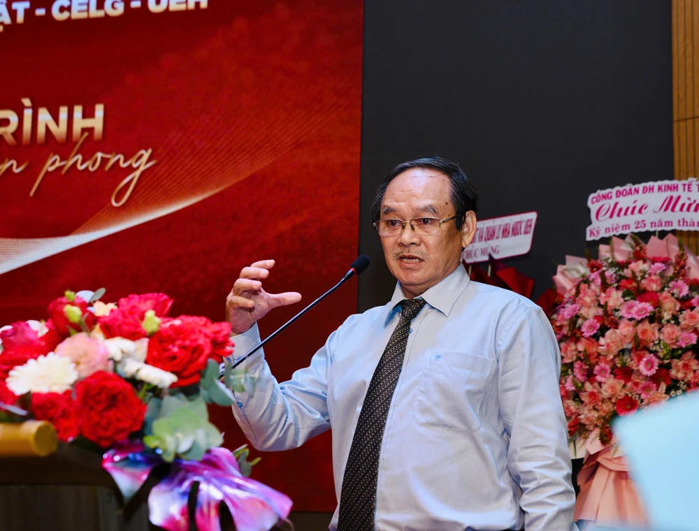 Lễ kỷ niệm 25 năm thành lập Khoa Luật UEH (10).jpg