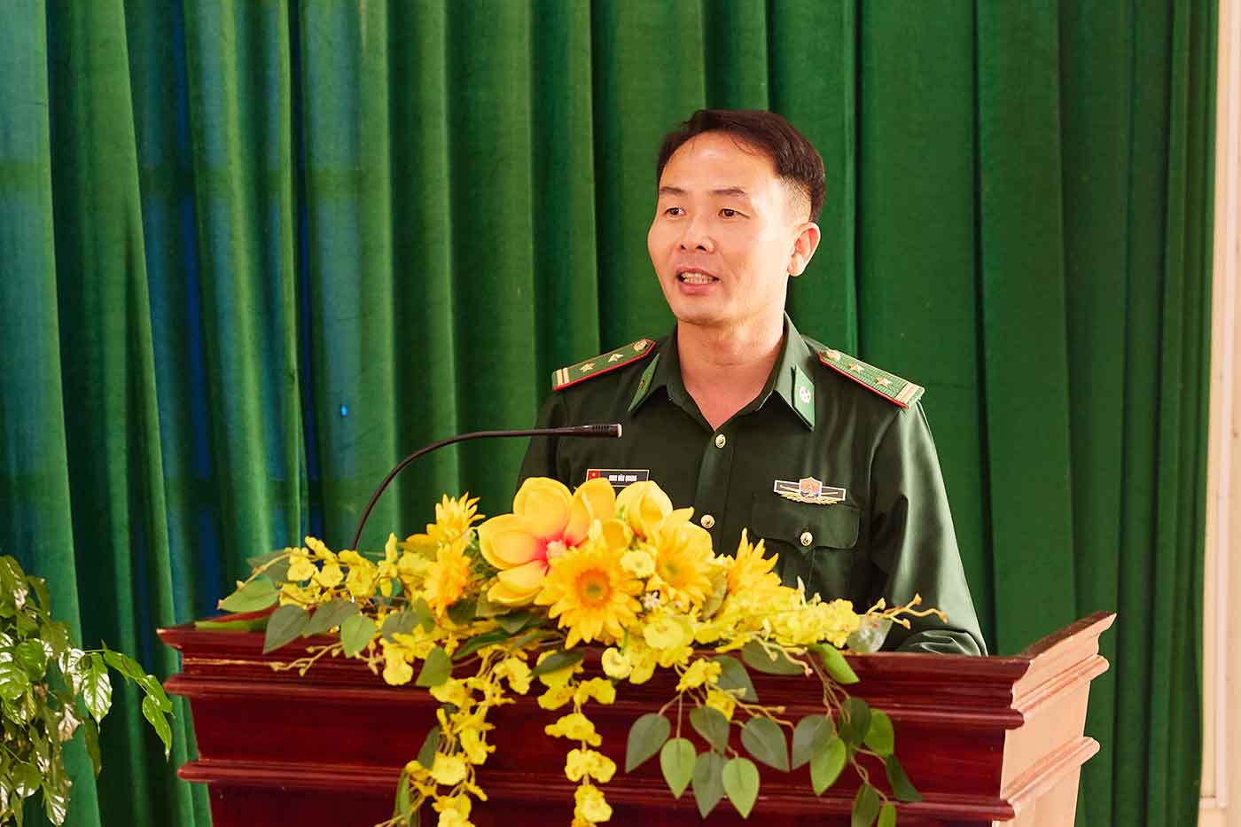 Hành trình Từ Trái Tim băng rừng vượt núi đến với vùng biên cương Tây Bắc- Ảnh 4. Hành trình Từ Trái Tim băng rừng vượt núi đến với vùng biên cương Tây Bắc- Ảnh 4.