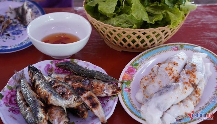 Món ngon bên đền thiêng xứ Nghệ khiến du khách ăn một lần nhớ mãi 6 Món ngon giản dị bên đền thiêng xứ Nghệ khiến du khách "ăn một lần nhớ mãi"