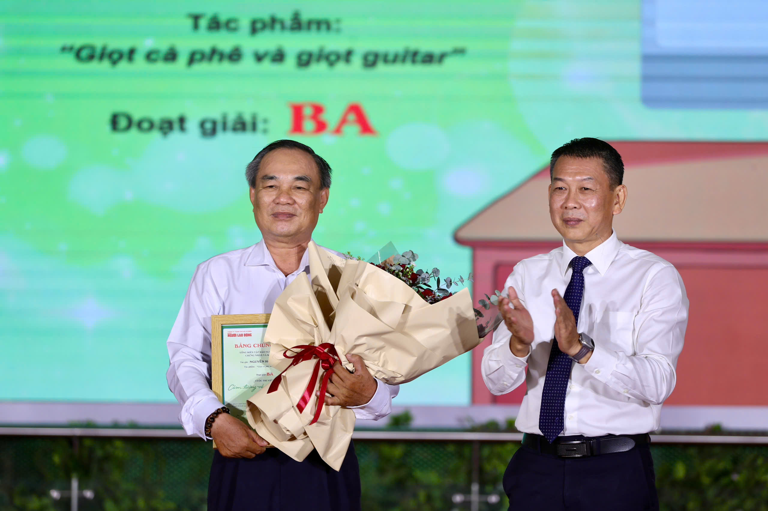 Báo Người Lao Động trao giải cuộc thi viết về cà phê - trà Việt - Ảnh 8.