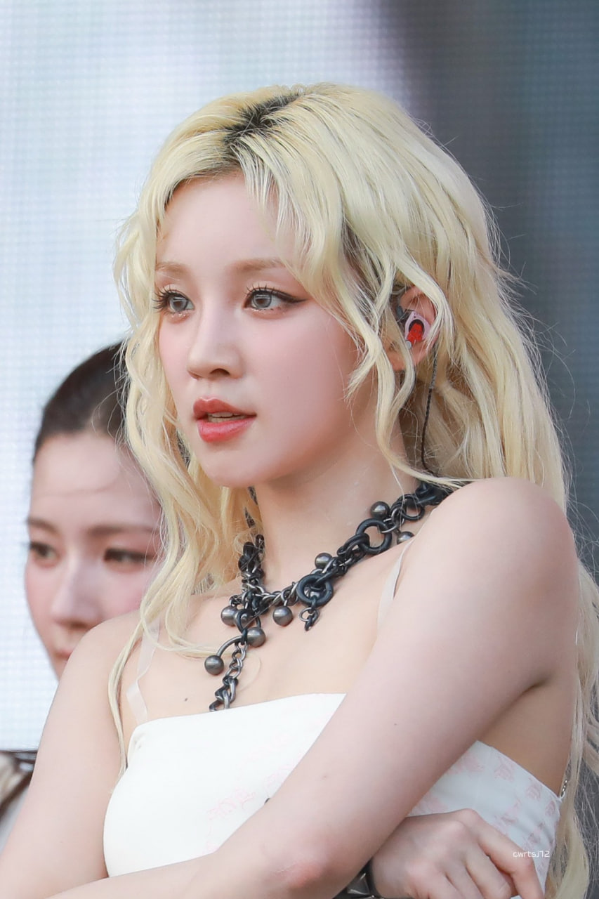 Showbiz có mỹ nhân là tiểu thư giới thượng lưu kín tiếng đi hát, nhan sắc học thức không thiếu thứ gì- Ảnh 4.