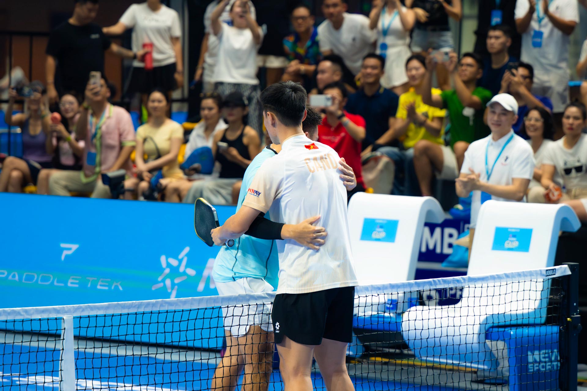 Quá dễ dàng: Lý Hoàng Nam đánh bại Trương Vinh Hiển chỉ với 2 set đấu chớp nhoáng, vô địch đơn nam Pro PPA Hanoi- Ảnh 6.