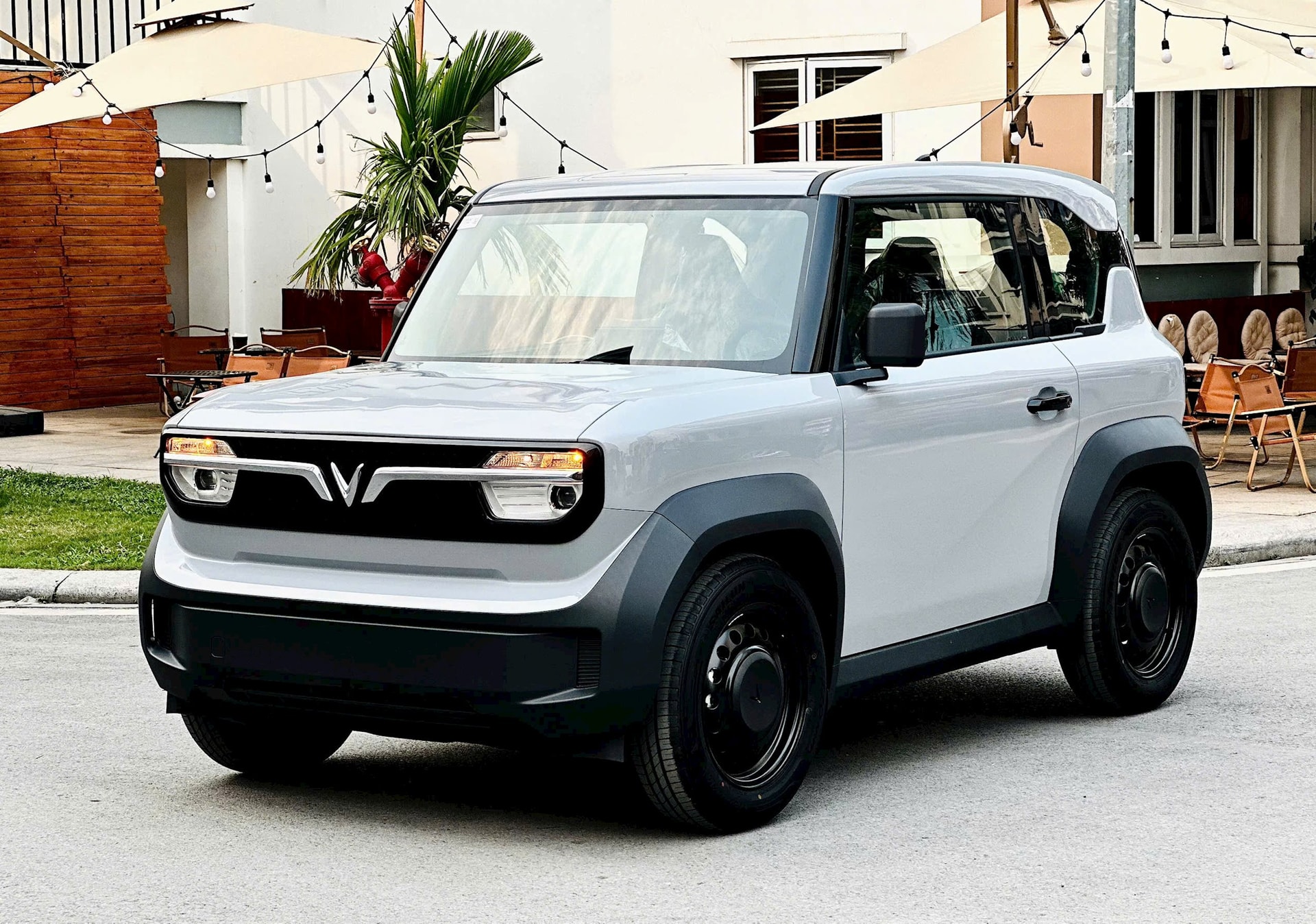 Top 5 mẫu ô tô điện giá hời nhất Việt Nam - Có mẫu dưới 200 triệu đồng, chỉ nhỉnh hơn Honda SH350i- Ảnh 3.