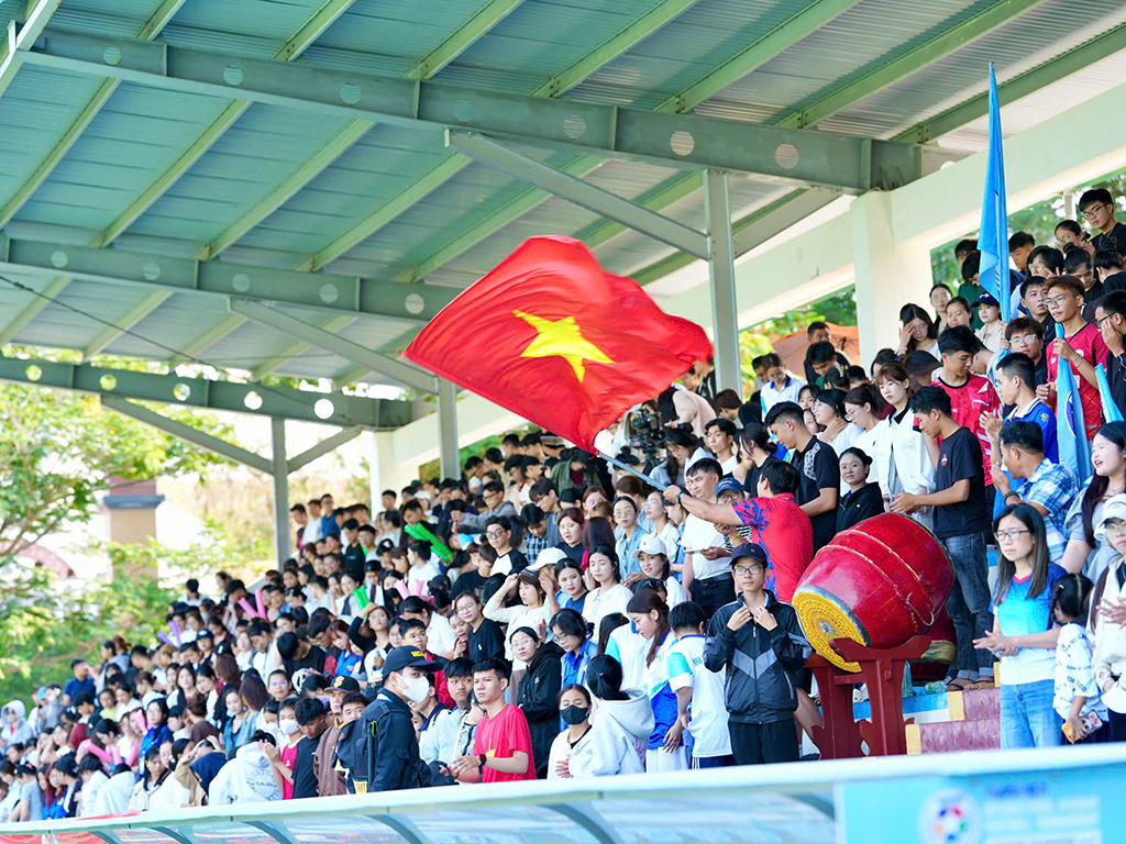 Trường ĐH Quốc gia Malaysia đăng quang- Ảnh 4.