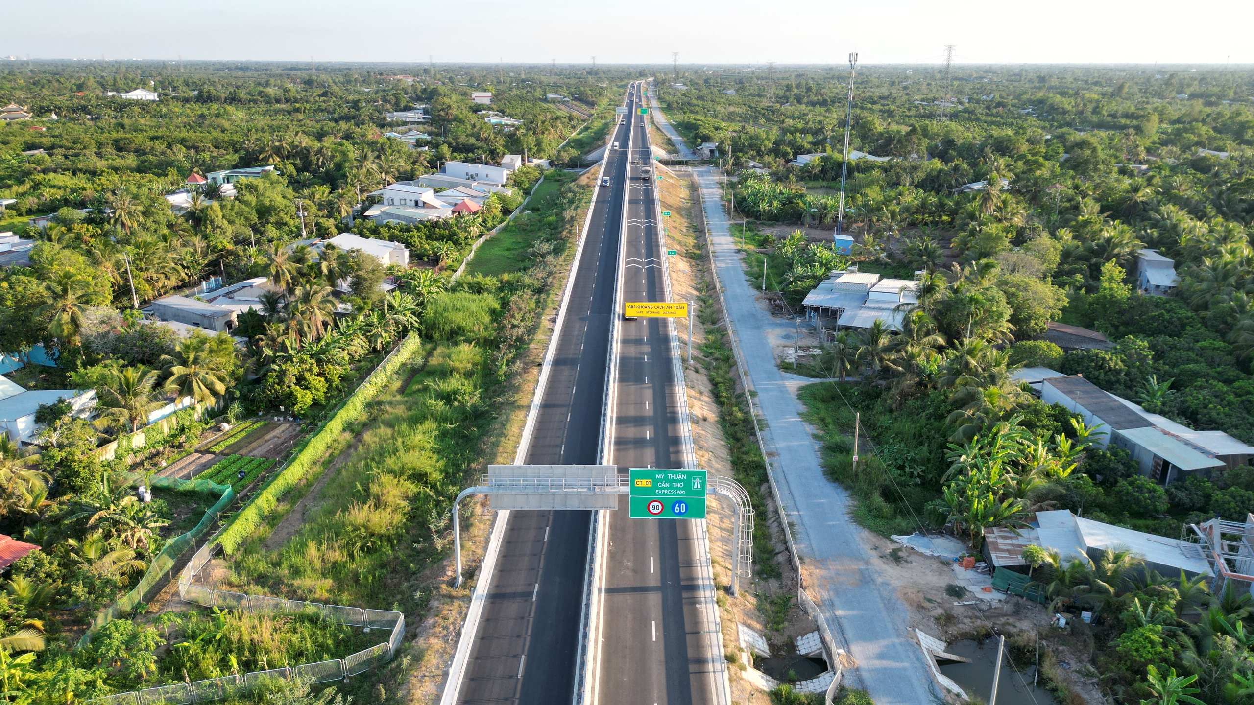 Kinh tế Việt Nam kiên cường vượt bão tố- Ảnh 5.