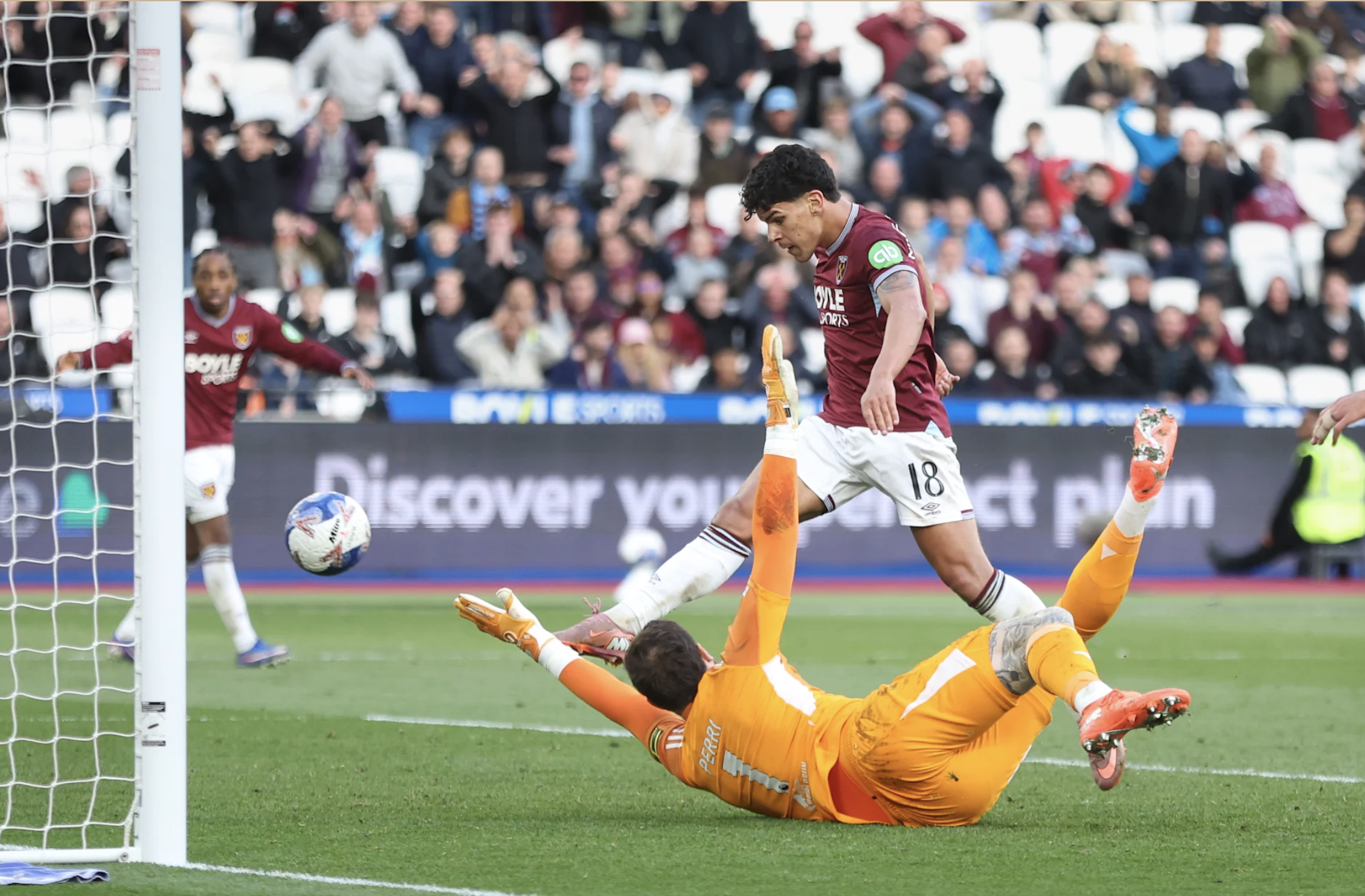 1775432825 750 Dau sung nghet tho Leeds United vao ban ket FA