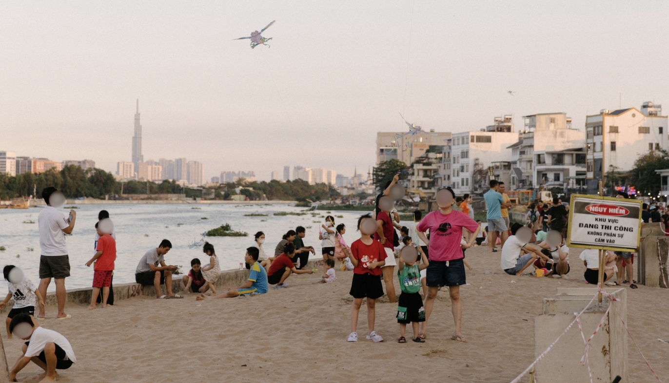 Tuyệt đối không nên tụ tập, hóng gió tại “biển Gò Vấp” lúc này!- Ảnh 3.