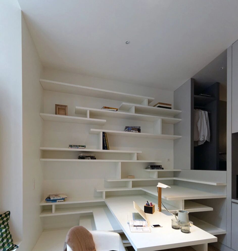 Căn hộ 27m² cũ nát lột xác khó tin: Nhét đủ giường đôi, bếp, bàn học trong 1 khối nội thất- Ảnh 4.