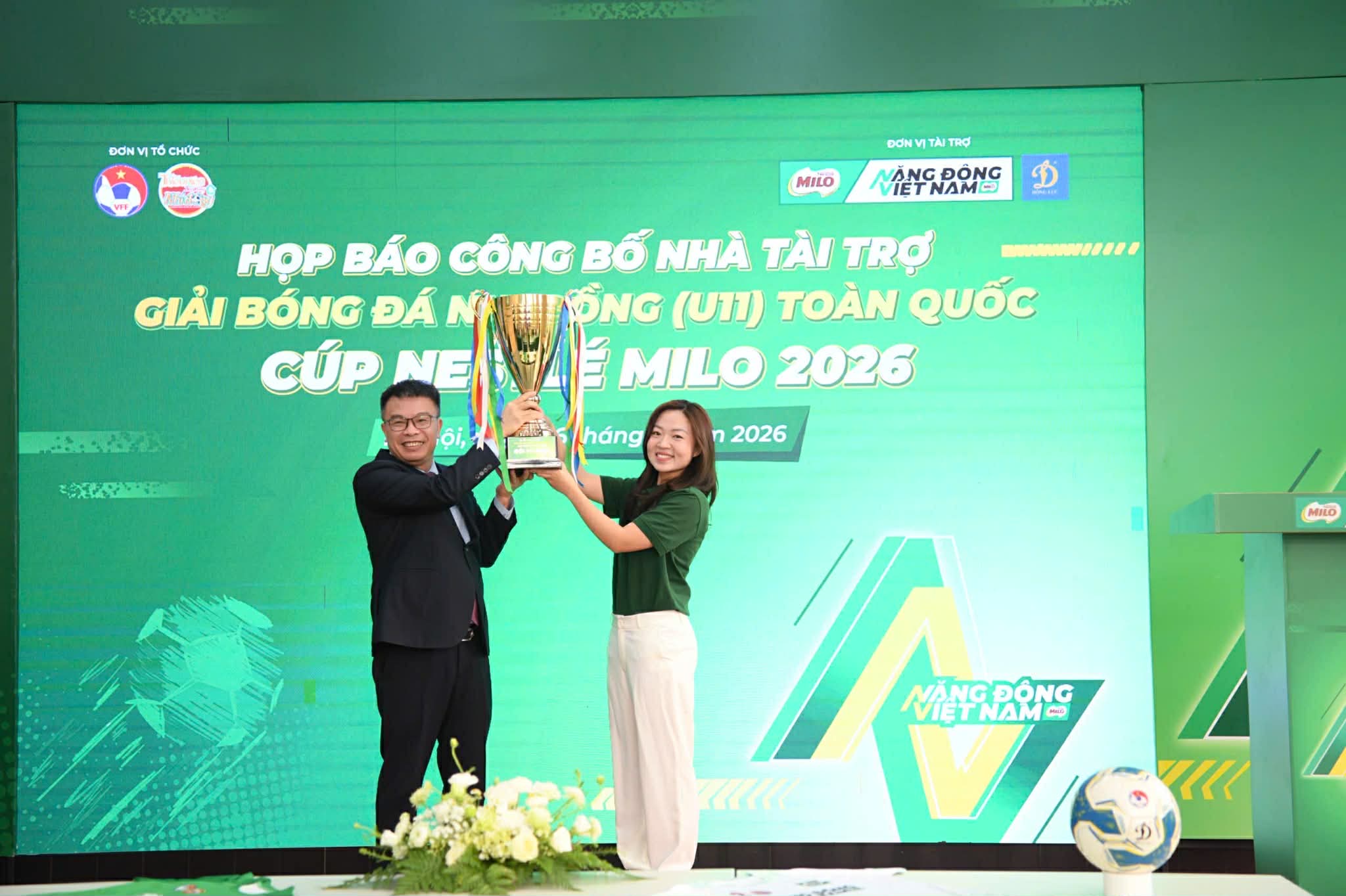 Duy Mạnh, Tuấn Hải truyền lửa cho cầu thủ nhí ở giải U.11 toàn quốc Cúp Nestlé MILO 2026- Ảnh 3.