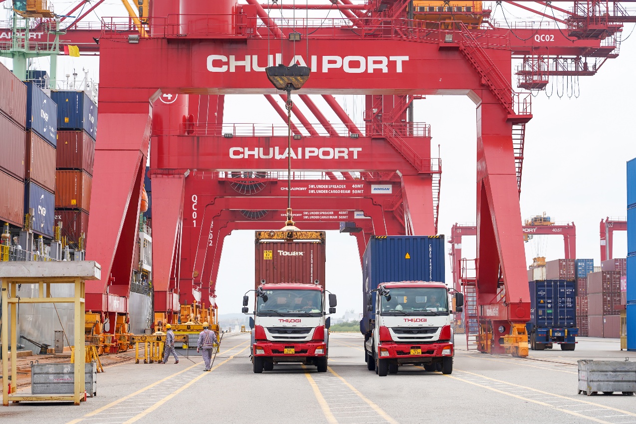 Điện mặt trời tại Cảng quốc tế Chu Lai: Giảm chi phí, tăng lợi ích 3 1775463220 605 Dien mat troi tai Cang quoc te Chu Lai Giam