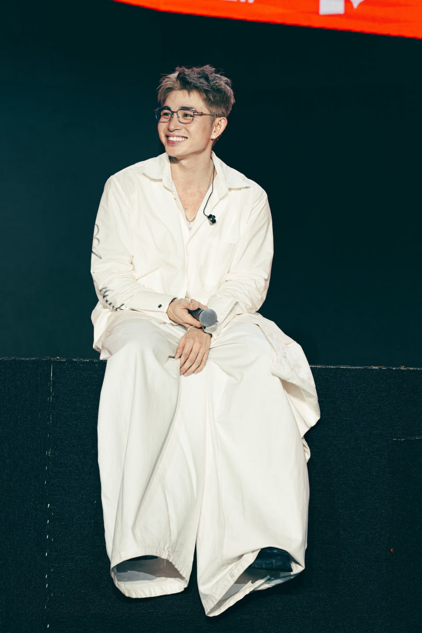 Jun Phạm cố chấp mang ca khúc bị chê phản cảm đi diễn, netizen tranh cãi- Ảnh 6.