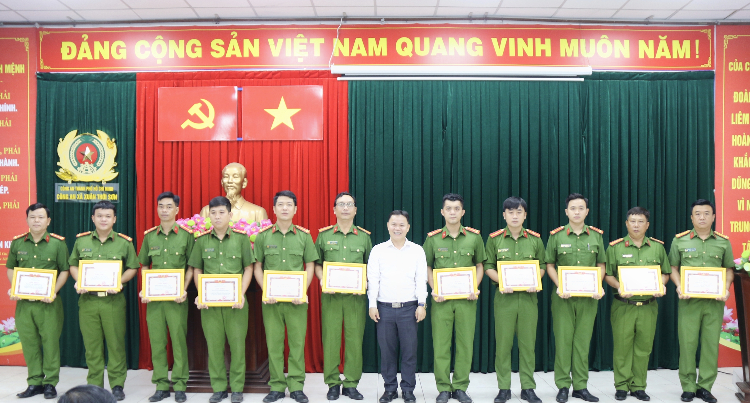 Xuân Thới Sơn - Ảnh 2.