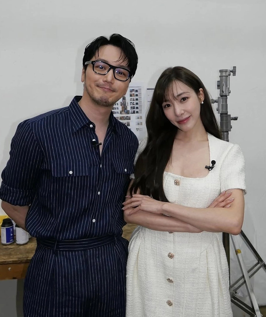 1 thành viên SNSD khóc lóc van xin Tiffany đừng cưới tài tử bị phốt thao túng tâm lý- Ảnh 2.