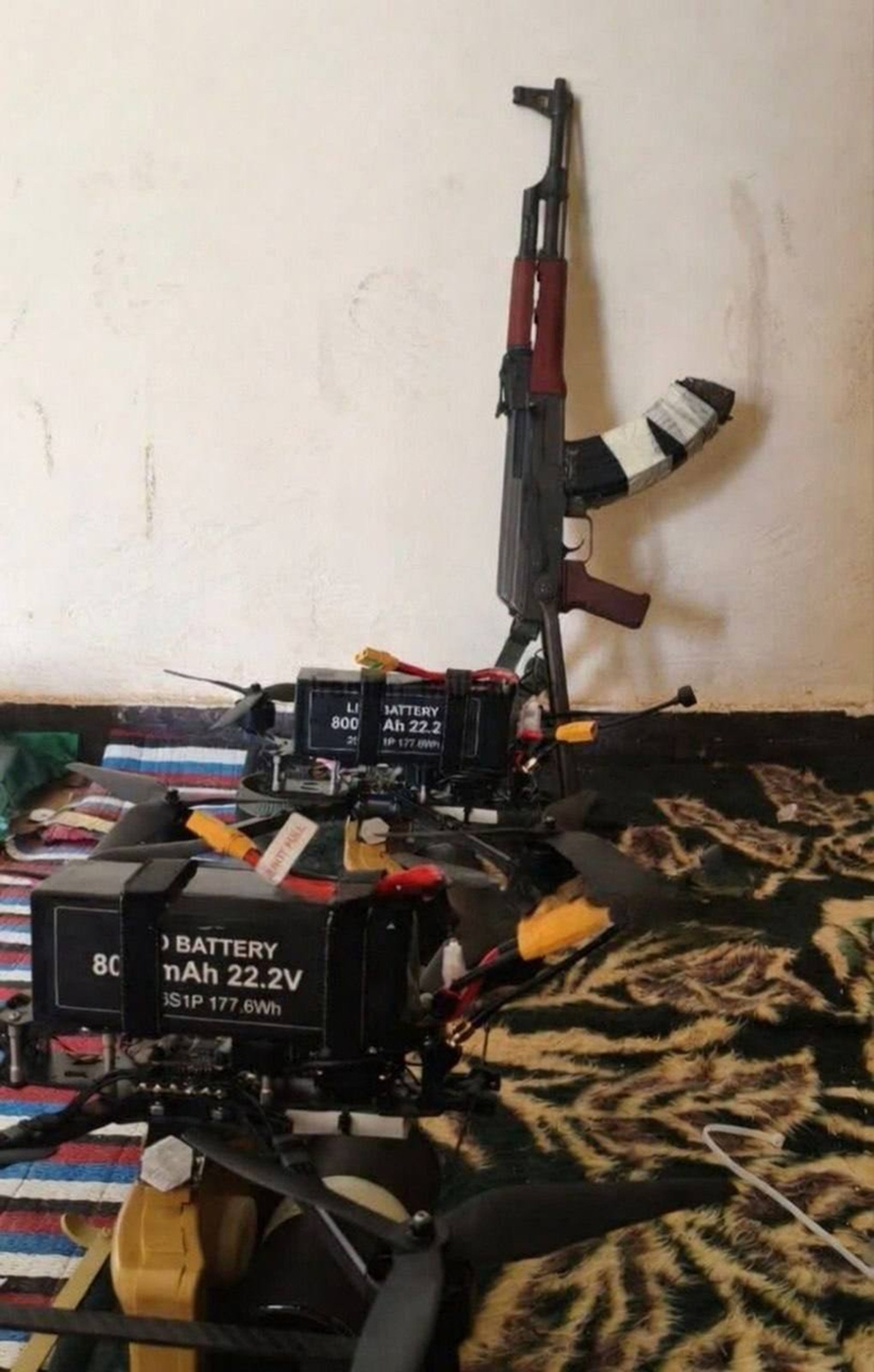 Iran bài binh bố trận tại quyết chiến điểm, sẵn sàng đối đầu Mỹ đổ quân - 3