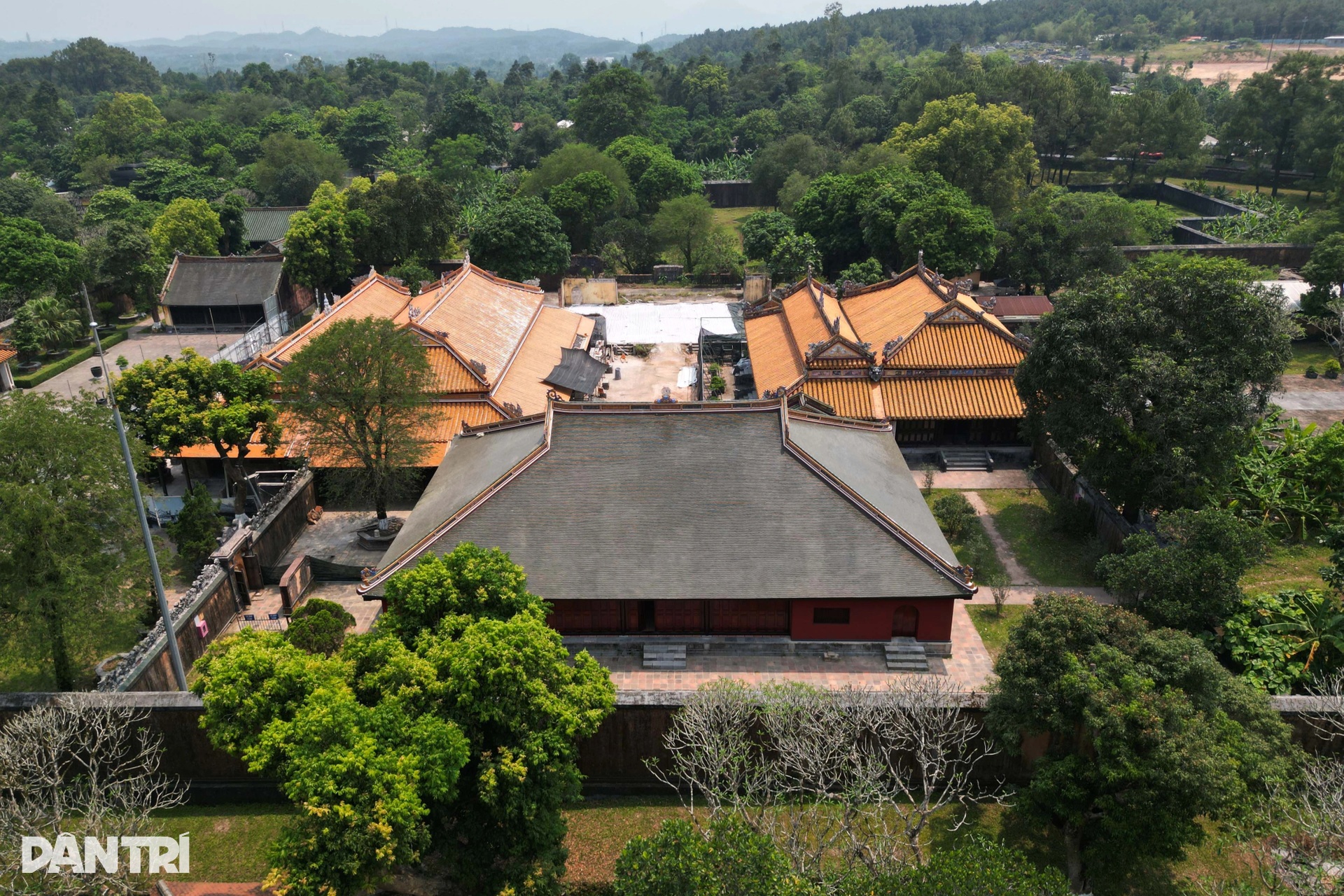 Nơi vua Tự Đức thường đến xem hát và yên nghỉ lúc qua đời - 4