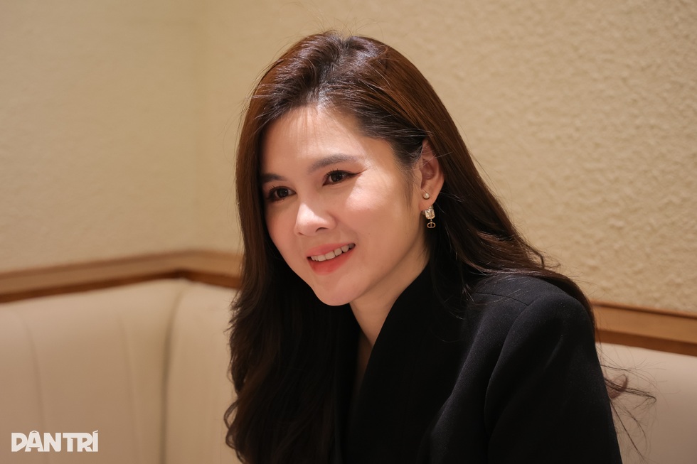 Vũ Thu Hoài tuổi 36 xinh đẹp viên mãn, hiếm hoi nói về chồng doanh nhân - 4