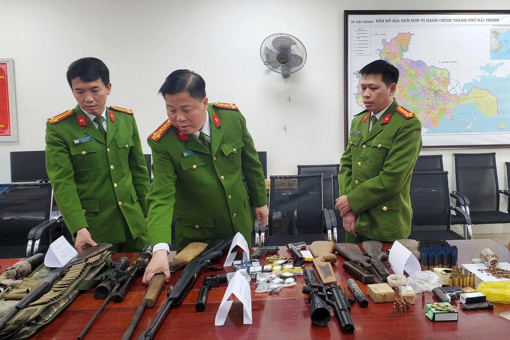 Chân dung cựu xạ thủ Hoàng Sơn trong đường dây mua bán vũ khí quân dụng - 2