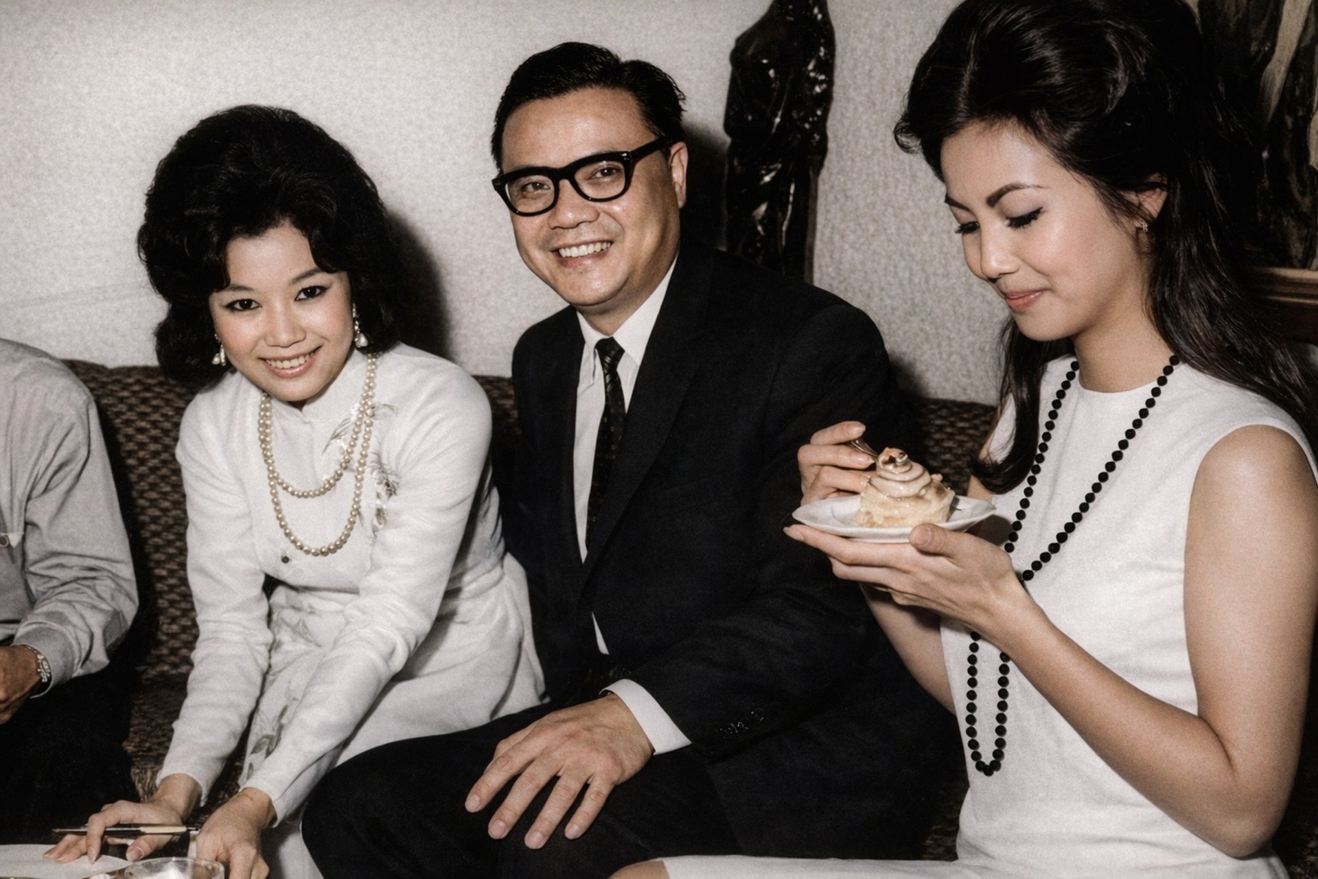 Nhan sắc Kiều Chinh và các minh tinh thập niên 70 qua những bức ảnh hiếm - 8