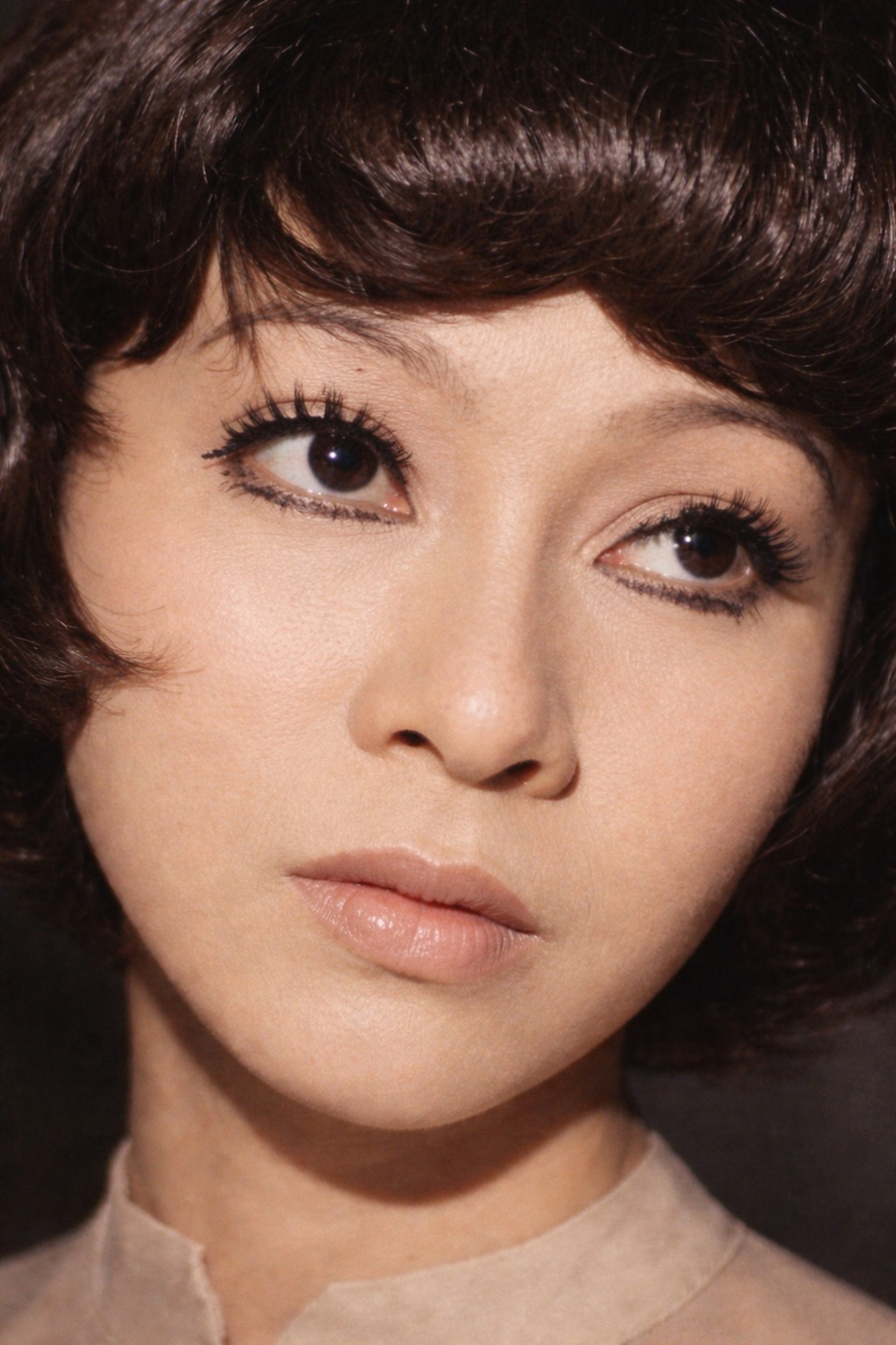 Nhan sắc Kiều Chinh và các minh tinh thập niên 70 qua những bức ảnh hiếm - 14