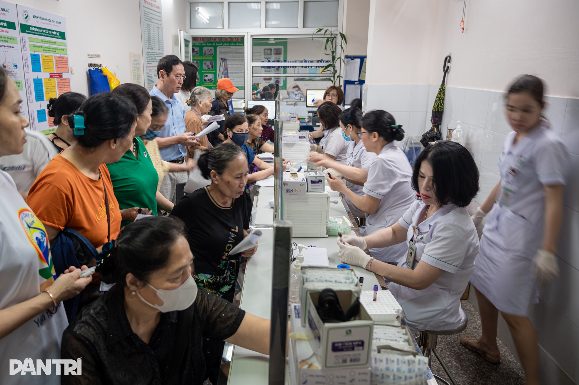 Hà Nội khám miễn phí 5.000 người cao tuổi, hướng tới toàn thành phố - 4