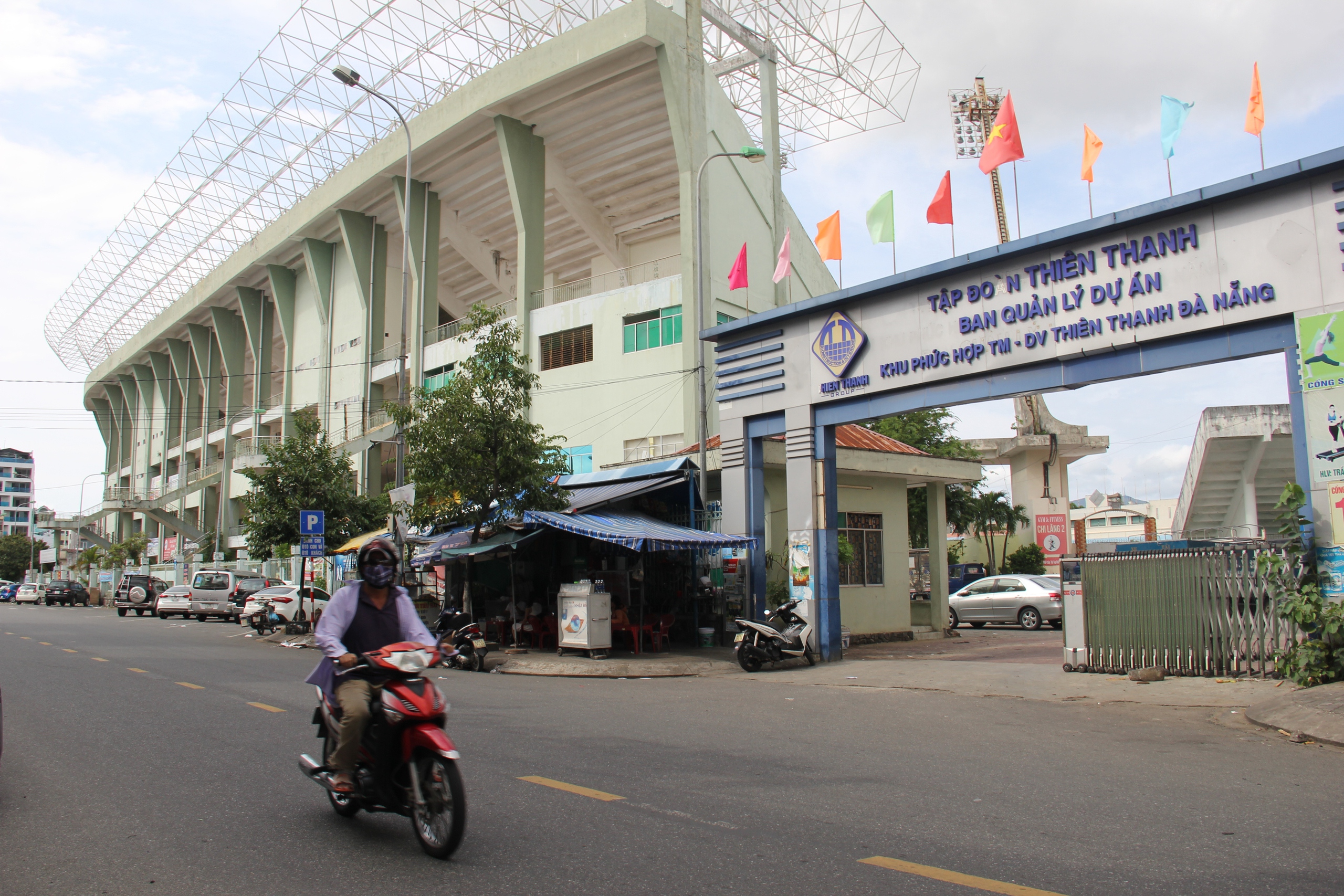 Đấu giá sân Chi Lăng với giá khởi điểm hơn 9.700 tỉ đồng, bước giá 90 tỉ đồng 2 Đấu giá sân Chi Lăng với giá khởi điểm hơn 9.700 tỉ đồng, bước giá 90 tỉ đồng - Ảnh 2.