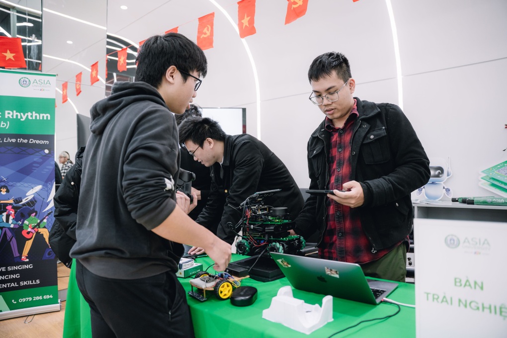 Ngành bán dẫn trong kỷ nguyên AI: Vai trò thay đổi, cơ hội mở rộng - 2