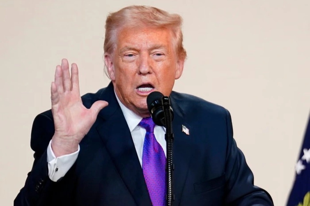 Tổng thống Trump tiết lộ chiến dịch giải cứu phi công kịch tính ở Iran - 1