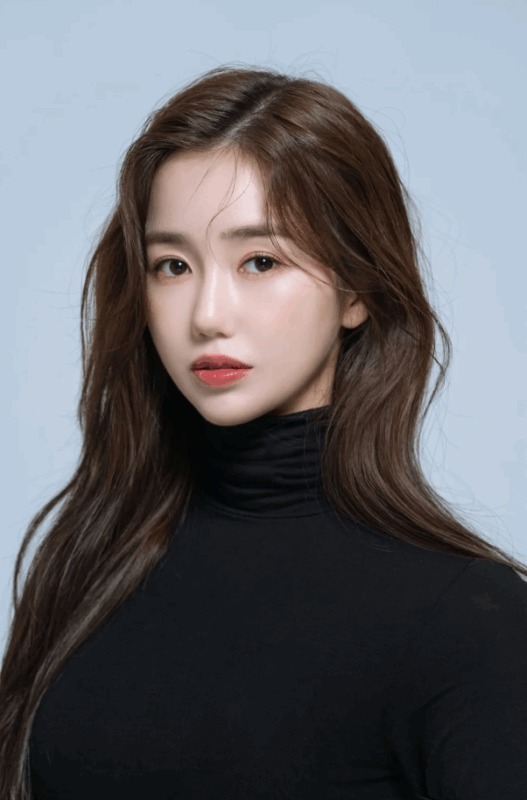 Quá khứ khó tin của nữ pháp sư sinh năm 1993: Idol nhóm nhạc nữ nổi tiếng, có luôn cả bằng trọng tài bóng đá- Ảnh 11.