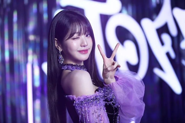 Mỹ nhân được đề cử đẹp nhất thế giới 2026: Công chúa showbiz 