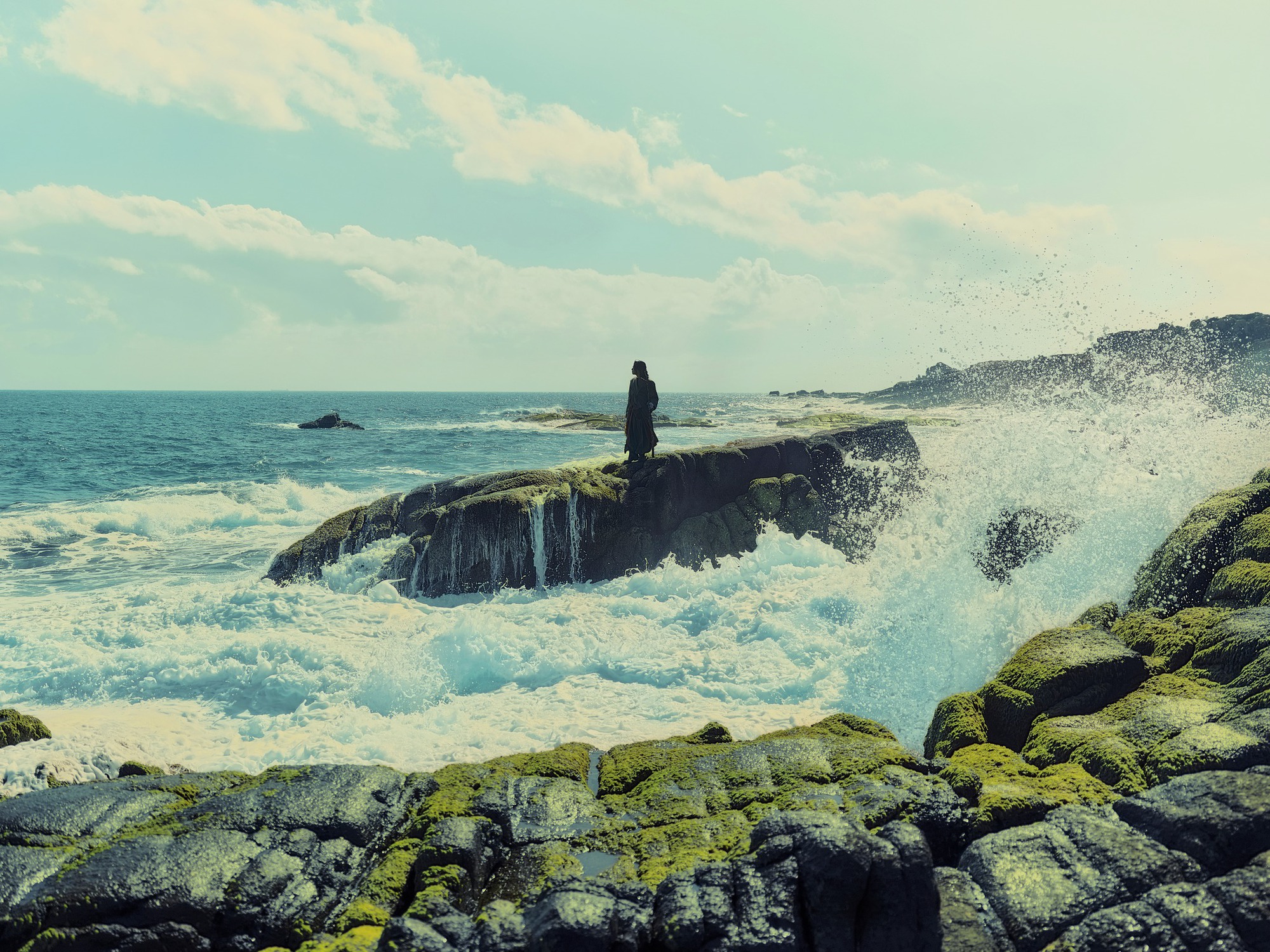 Việt Nam có biển 2 màu, có rừng 1.000 mét khiến triệu người sục sôi trong MV của GREY D - Ảnh 6.