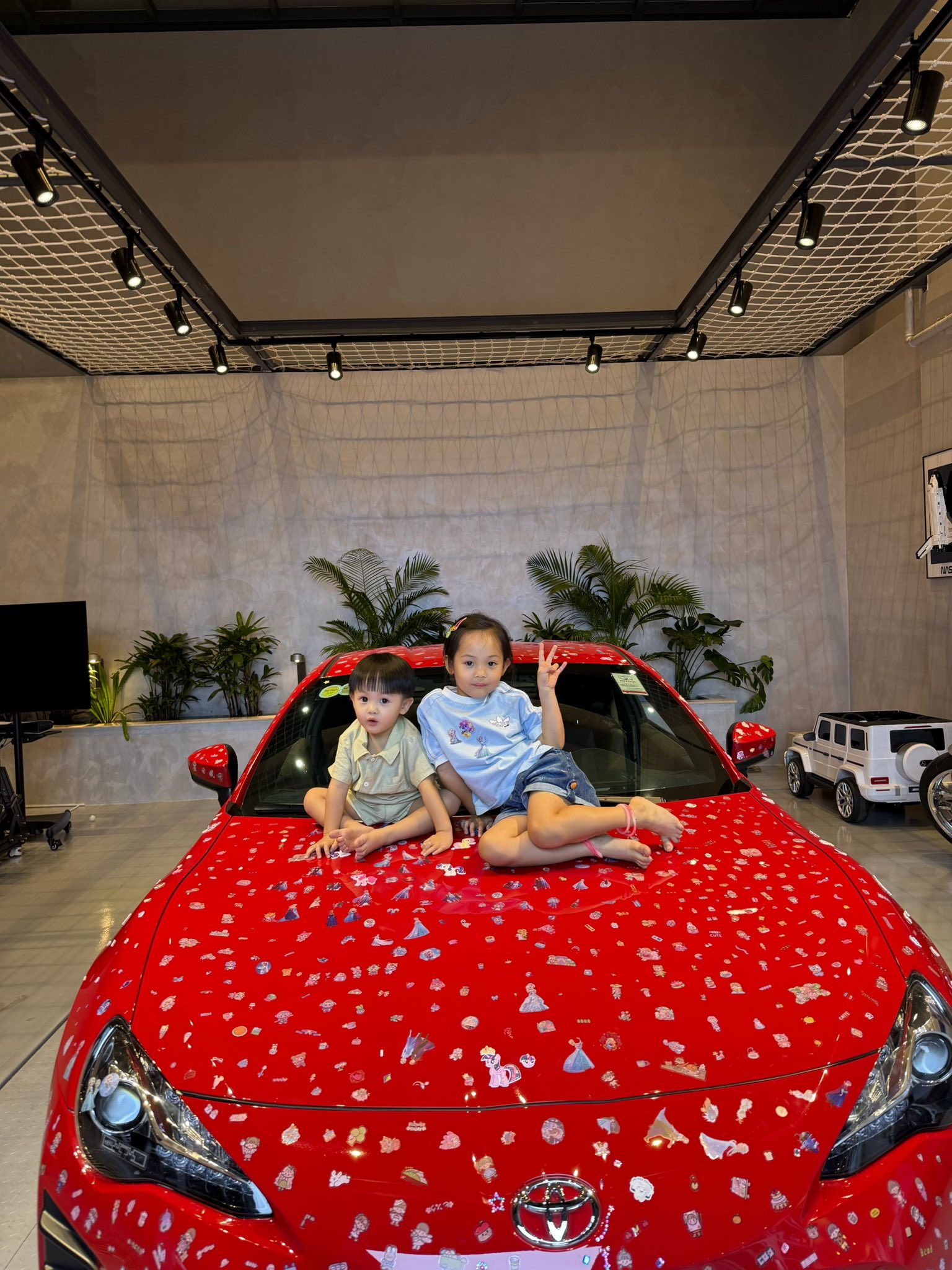 Con gái nữ người mẫu và chủ tịch giàu có vừa lọt lòng đã được mời đóng quảng cáo, bố mẹ nhất quyết không nhận lời vì 1 lý do- Ảnh 5.